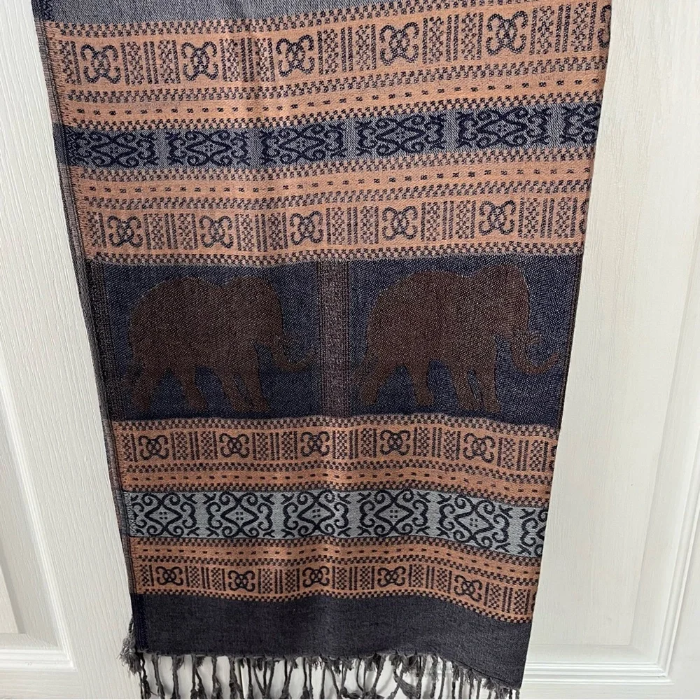 Pashmina 100% Cashmere Purple/taupe Scarf Shawl Wrap with elephants